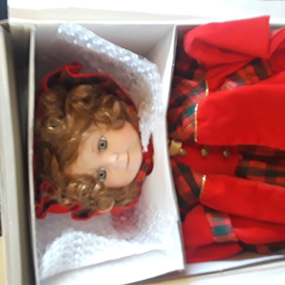 Scottish Doll from JCPENNEY  doll collection.  New in box, with certificate
